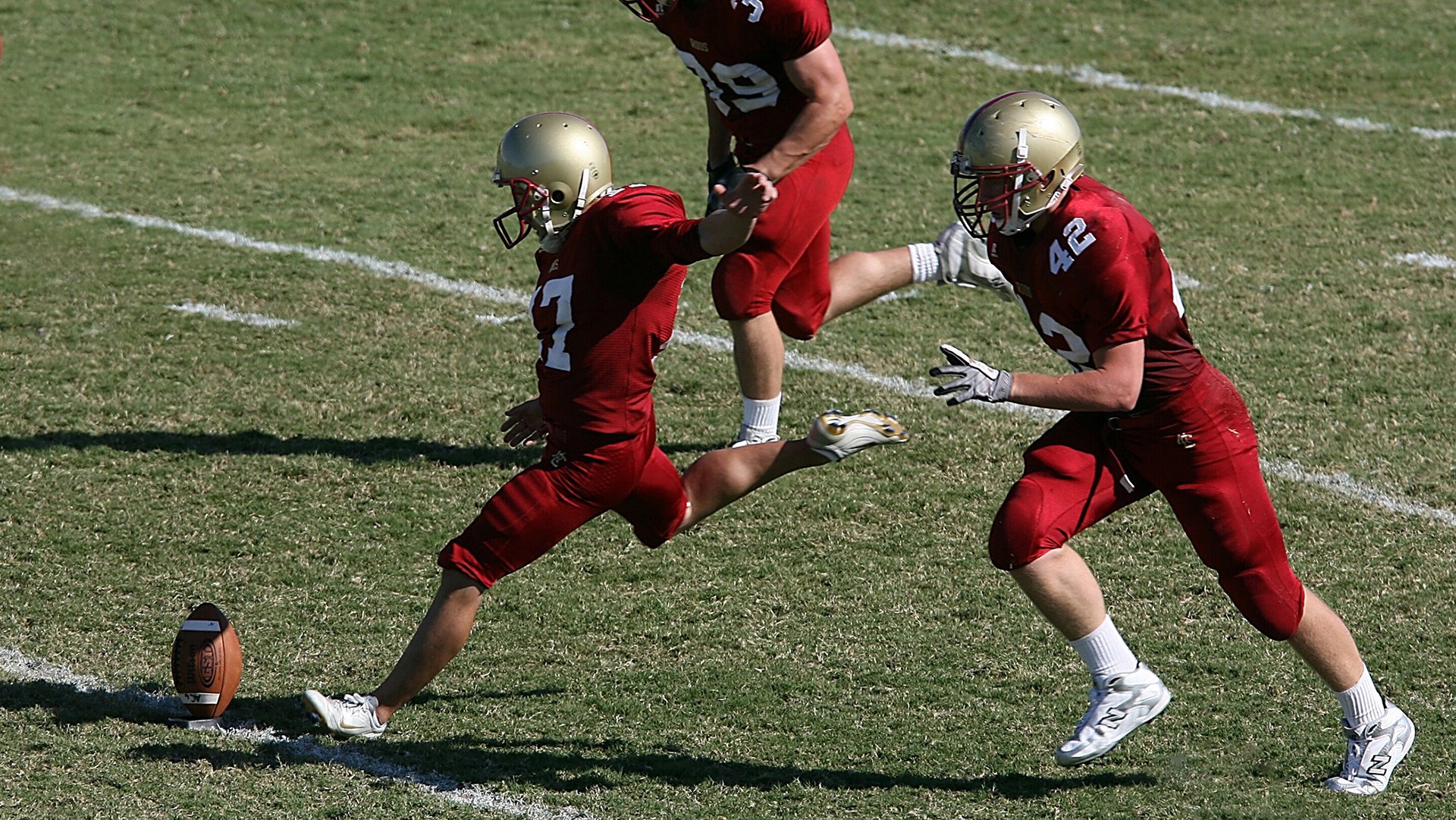 海外海钓比赛，海上争夺黄金钓点，外海海钓视频